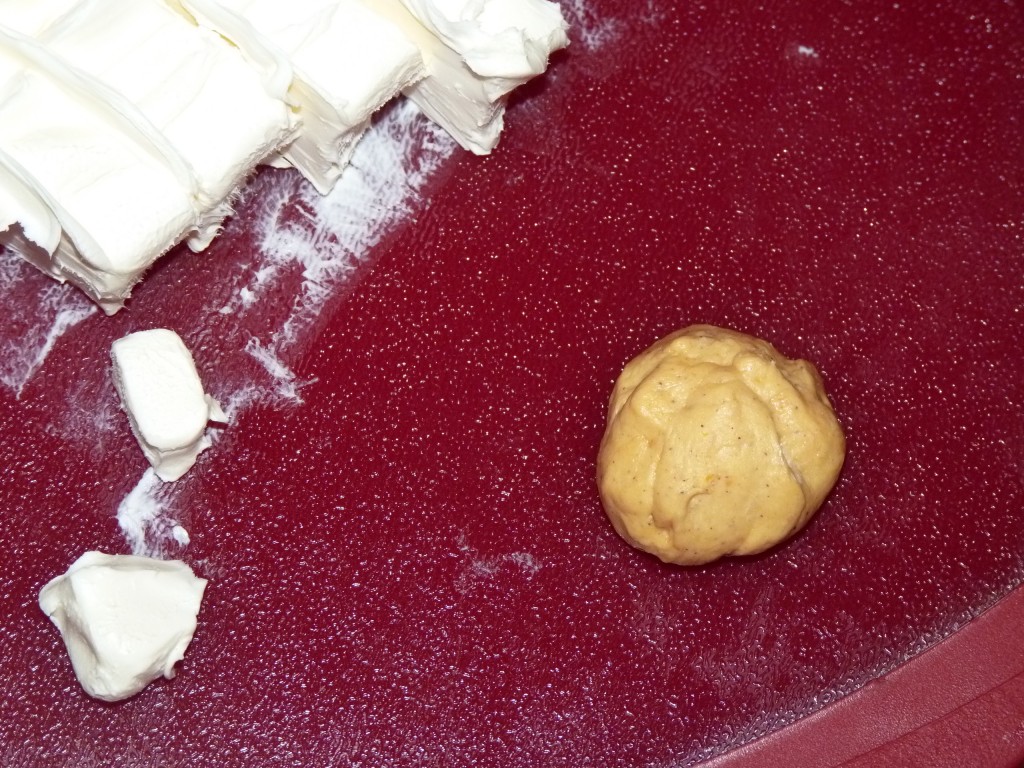 cream cheese monkey bread