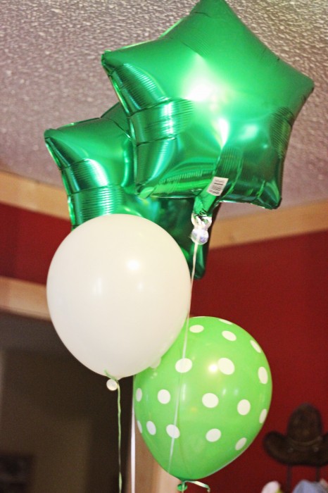 green balloons